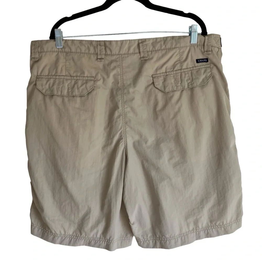 Chaps Flat Front Nylon Safari Shorts Zip Cargo Pockets Built-in Belt Tan Sz 42